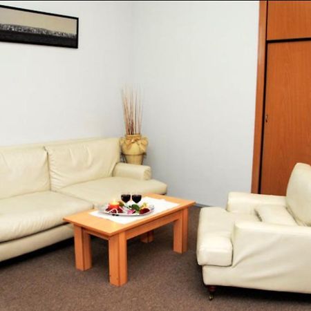 Balion Hotel Баку Екстериор снимка