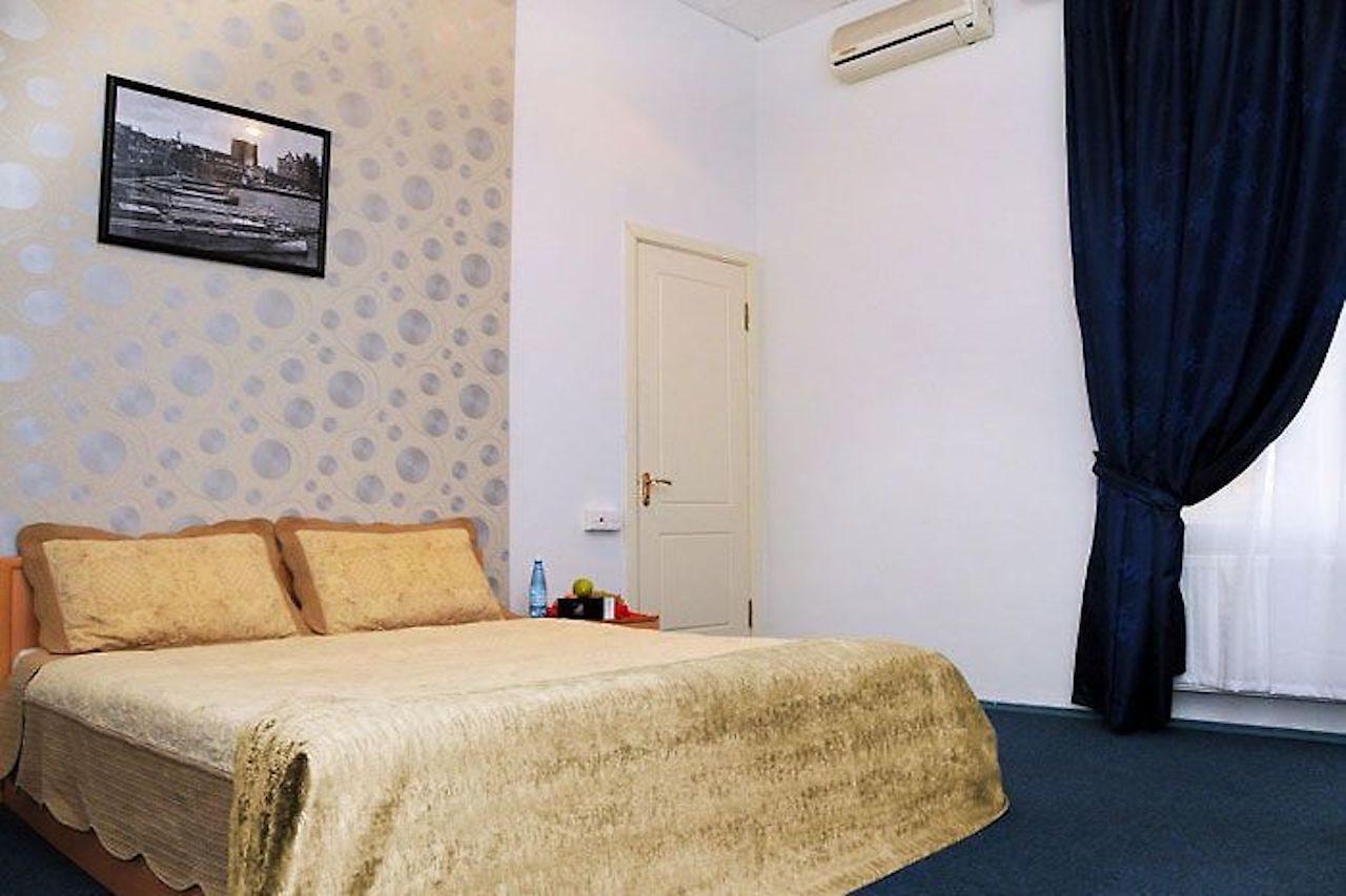 Balion Hotel Баку Екстериор снимка