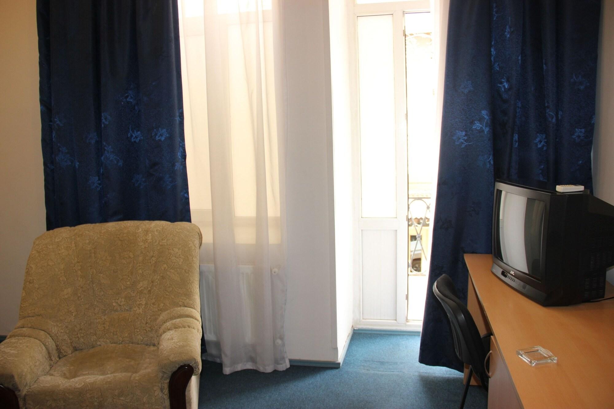 Balion Hotel Баку Екстериор снимка